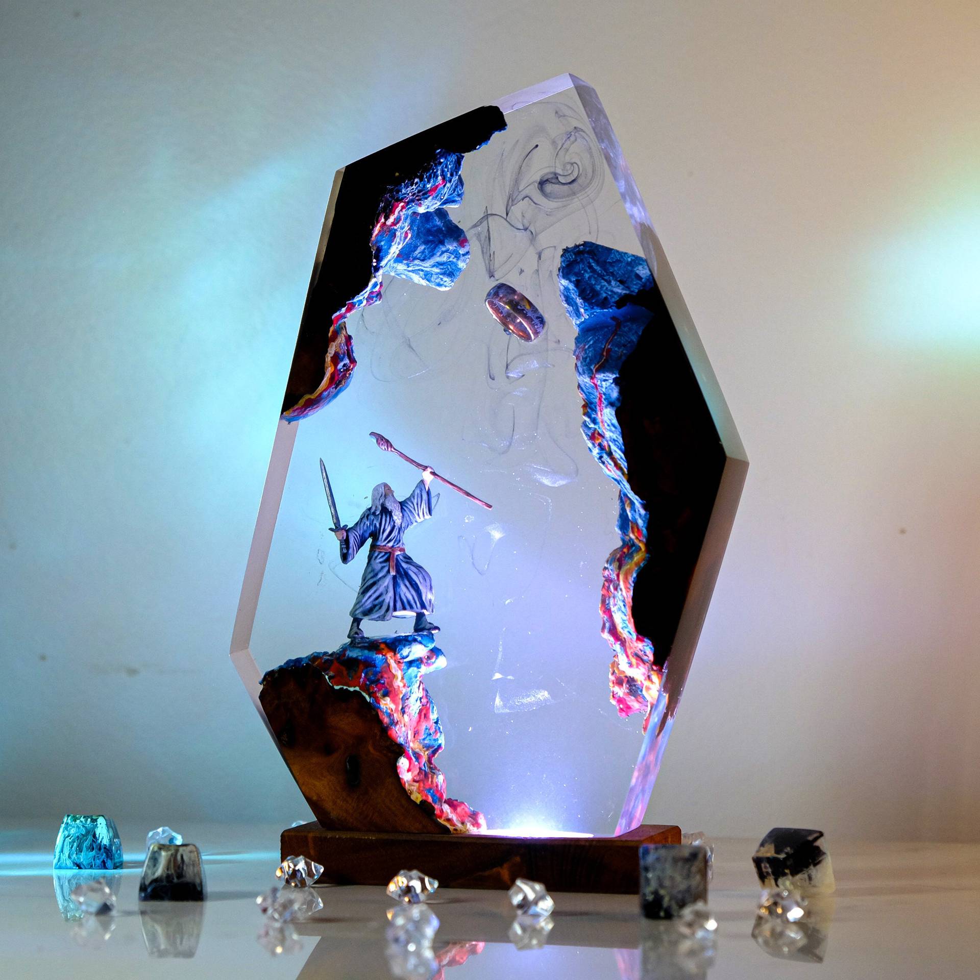 Luminária de Resina com Figura - Desk Setup Light avaliação e preço